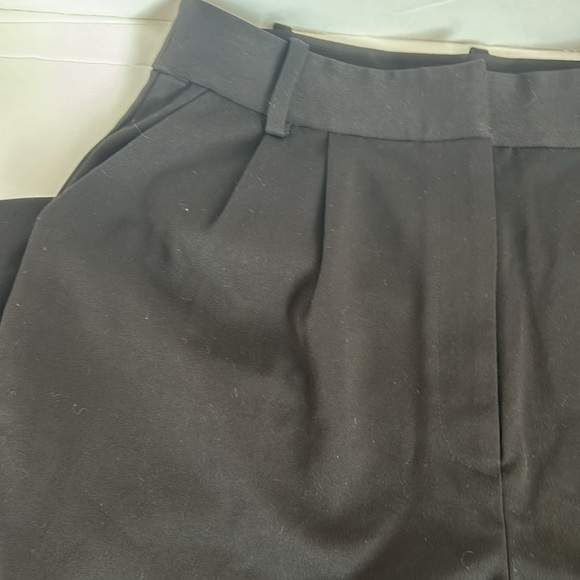 Favorite Daughter black pleated trouser pant side pocket back pocket clasp close - Picture 2 of 16